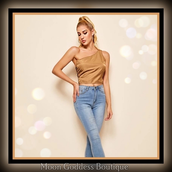 Shein Satin Gold One-Shoulder Cropped Top | Side Zip | XS NWT - Picture 4 of 7